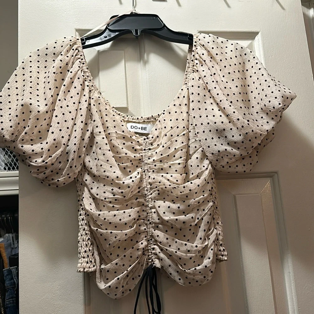 Top - Picture 1 of 2